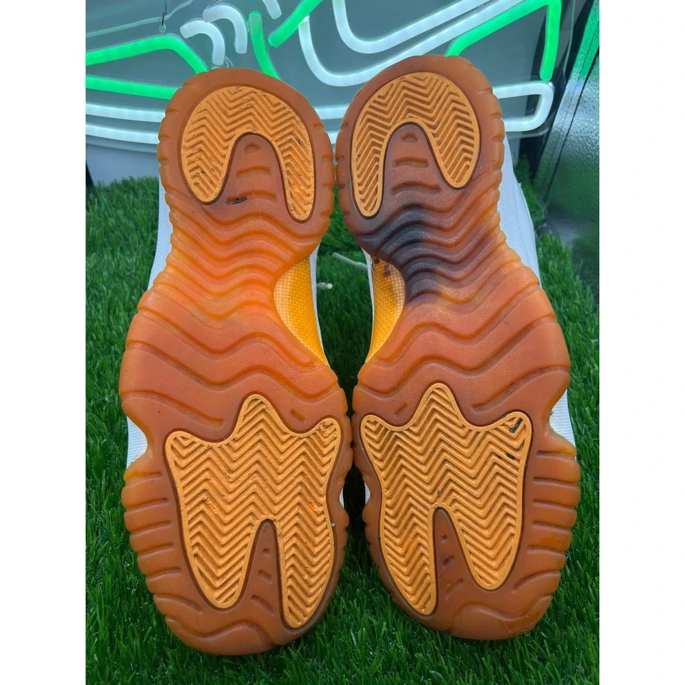 Jordan **soles have